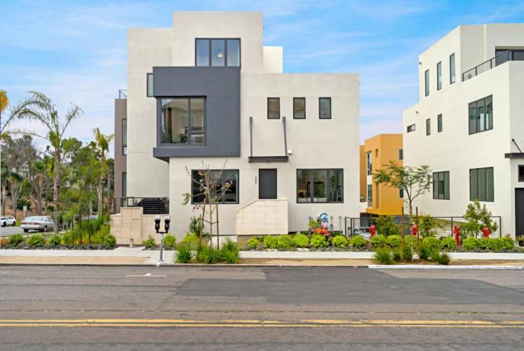 Park View Balboa Townhouse Modern Upscale 3 Bed *